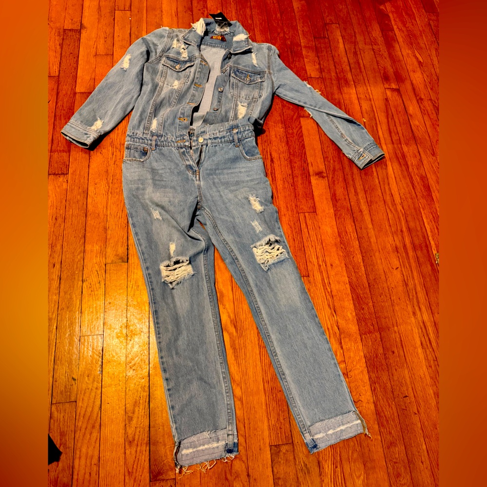 Jeans distressed holey jumper